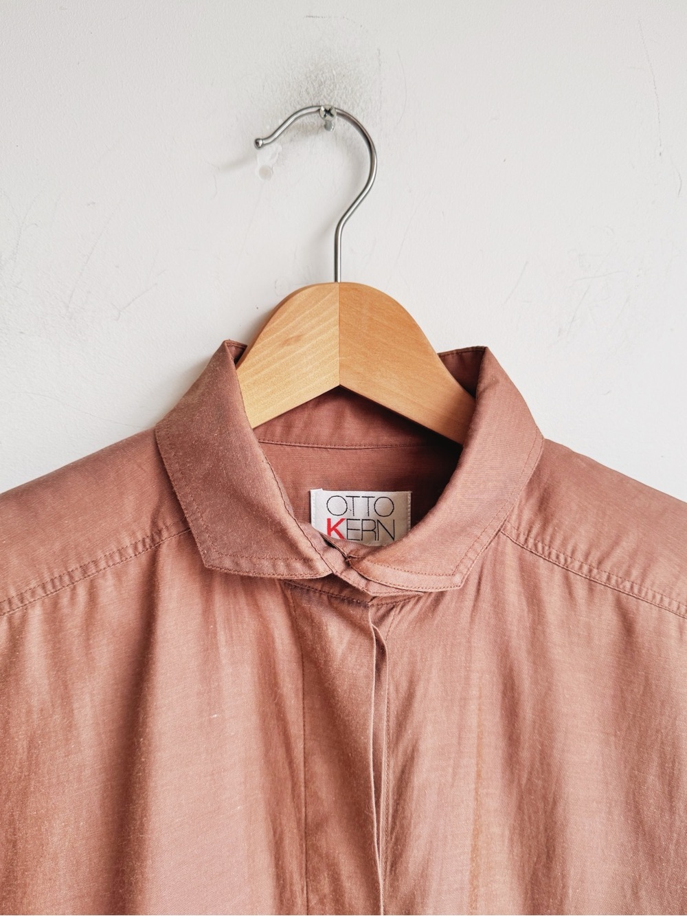 Vintage Otto Kern Silk Cotton Blend Taupe Hidden Placket Designer Blouse Large - Picture 9 of 9